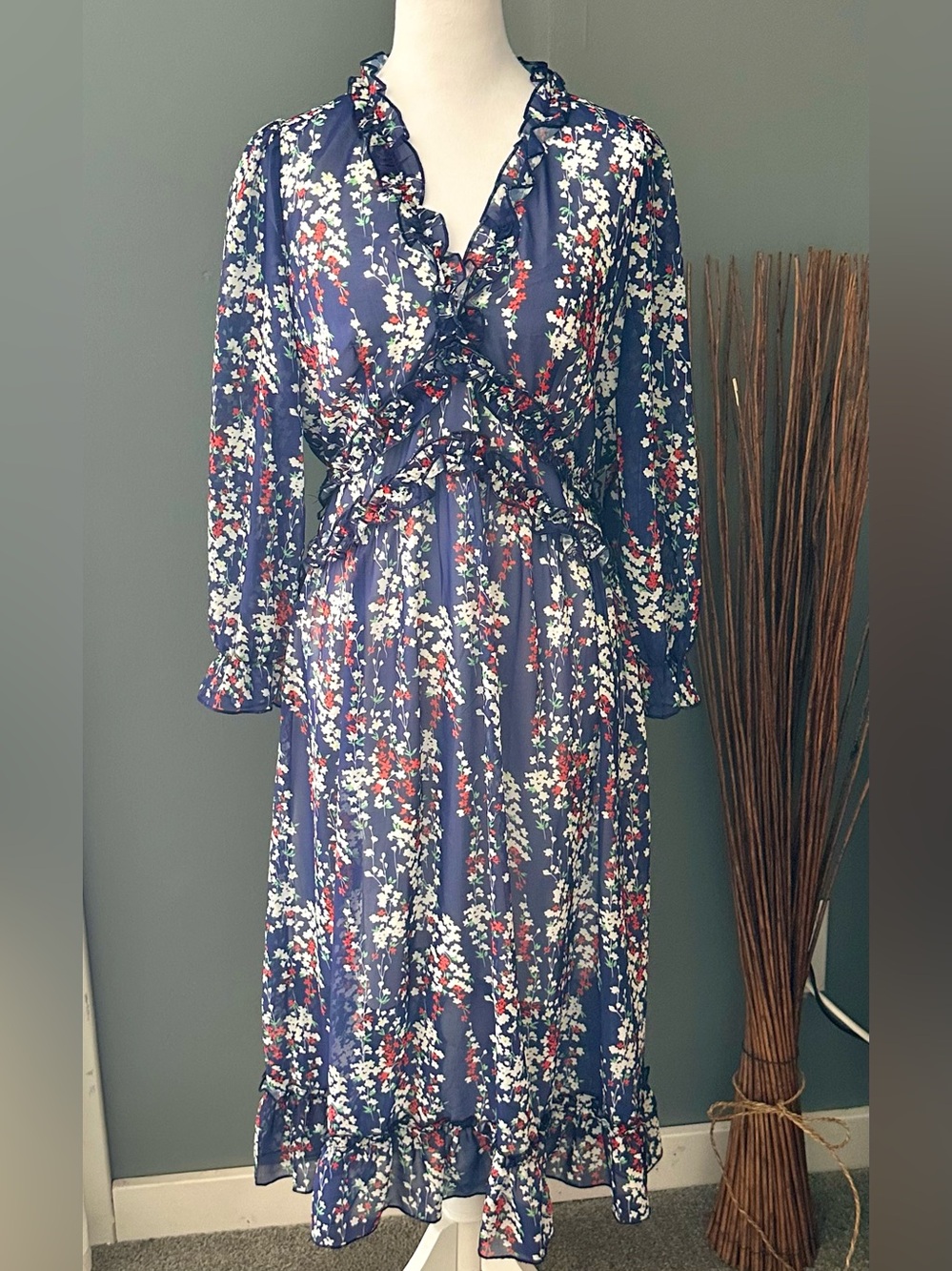 Simplee Navy Floral Ruffle Wrap Midi Dress Size M Cottagecore NWT - Picture 2 of 7